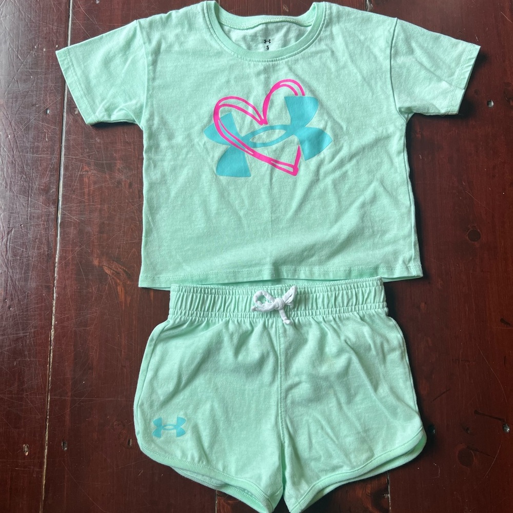Under Armour Green and Pink Play Set girls size 5